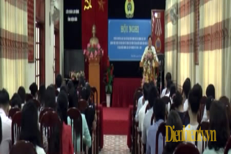 Quang cảnh buổi tuyên truyền